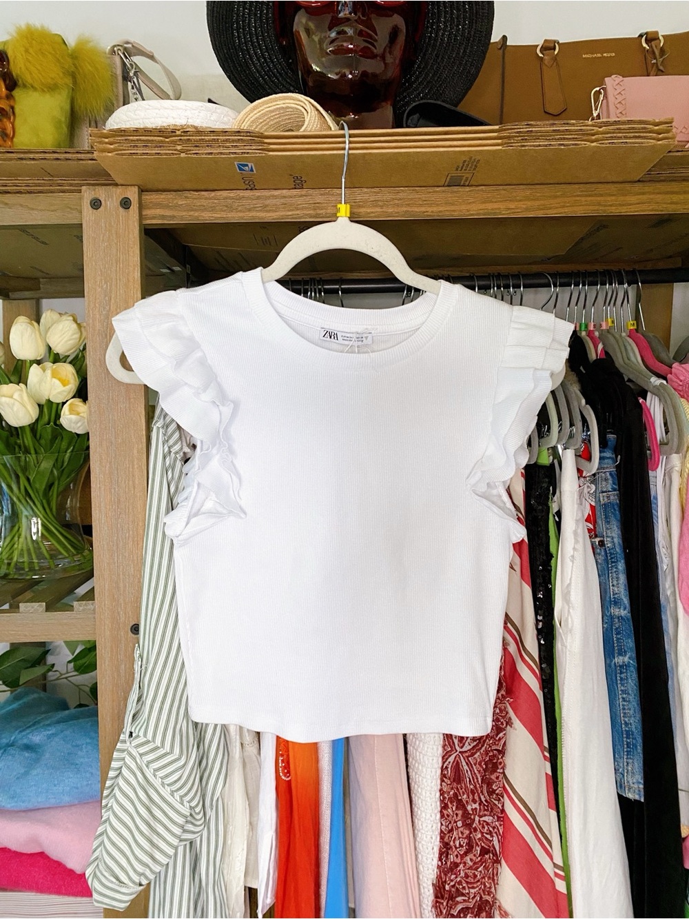ZARA Ribbed White Ruffle Sleeve Crop Top! 🐚 - Picture 8 of 13